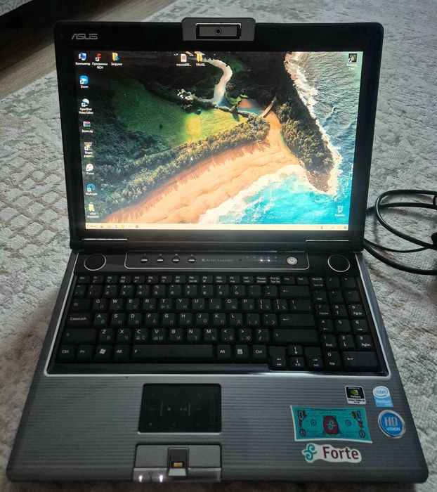 Ноутбук ASUS M50V