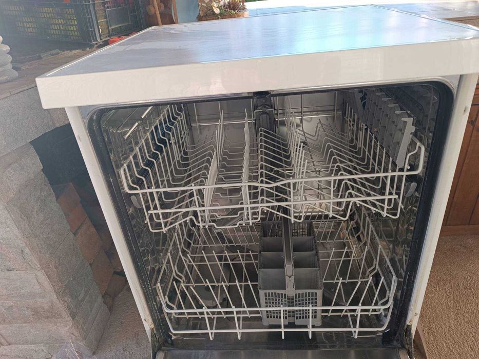 Съдомиялна машина