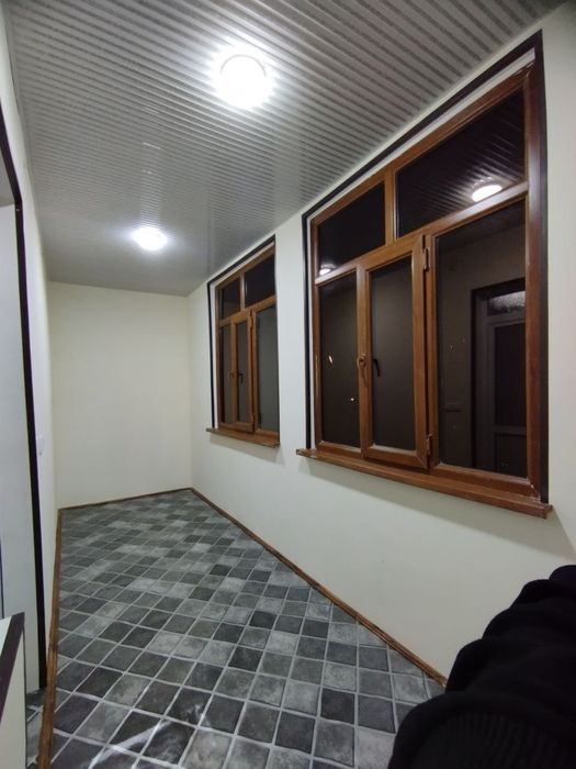 Продажа 1 хона 4 етаж 4 етажл 
Кора камиш 1/3
Бакон 2*6 кв 42