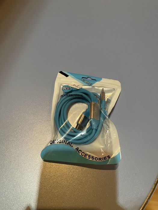 Incarcator nou albastru