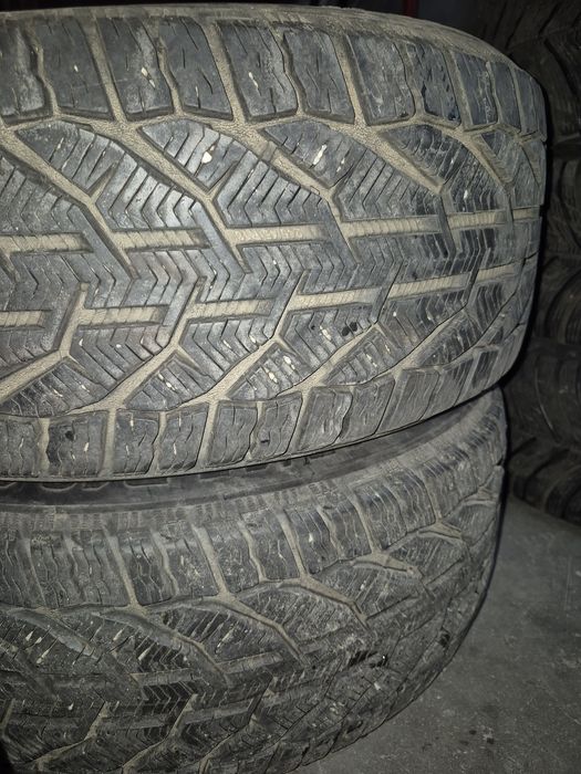 Anvelope iarnă.195 50 R15.205 55 R16.245 45 R18
