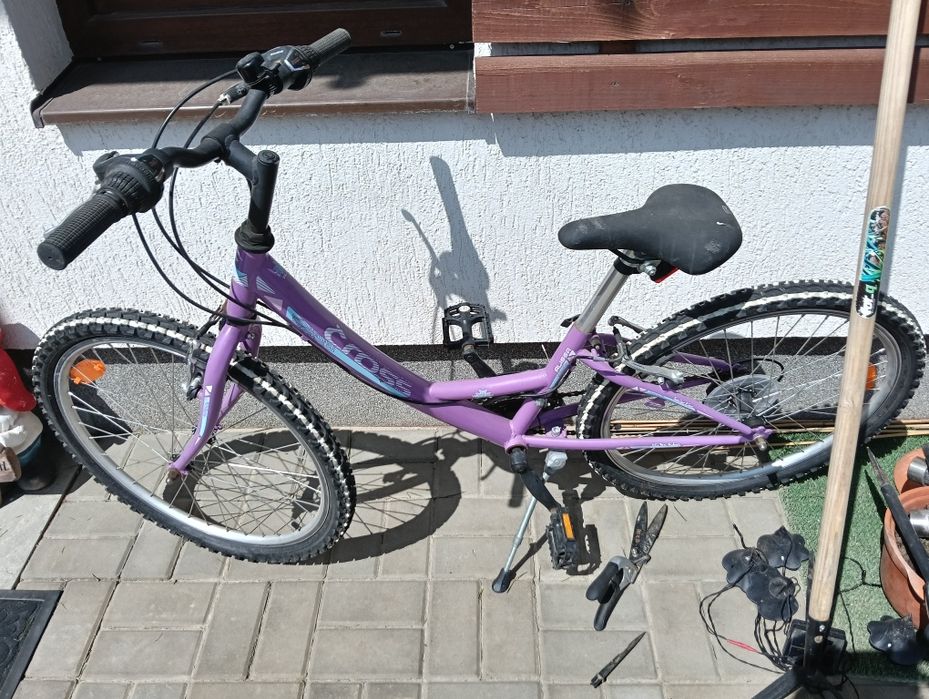 Bicicleta copii 8-10 ani