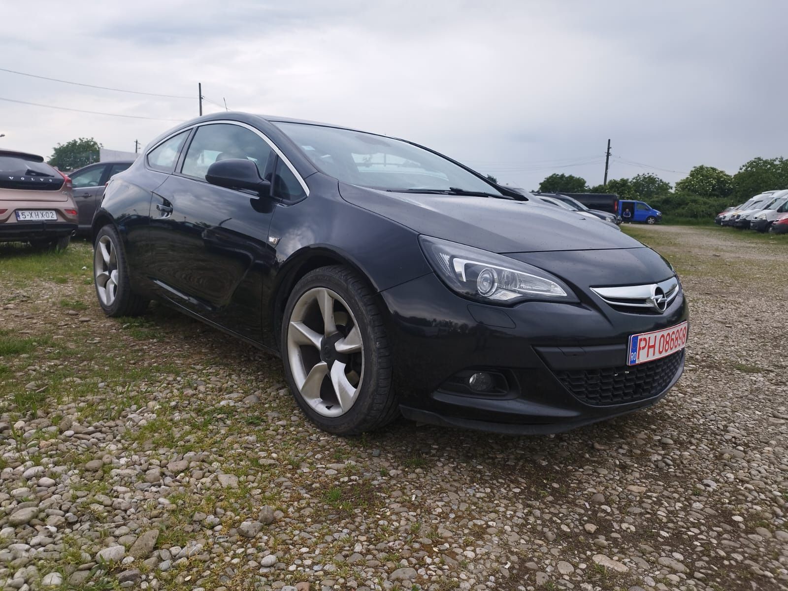 Opel Astra J GTC