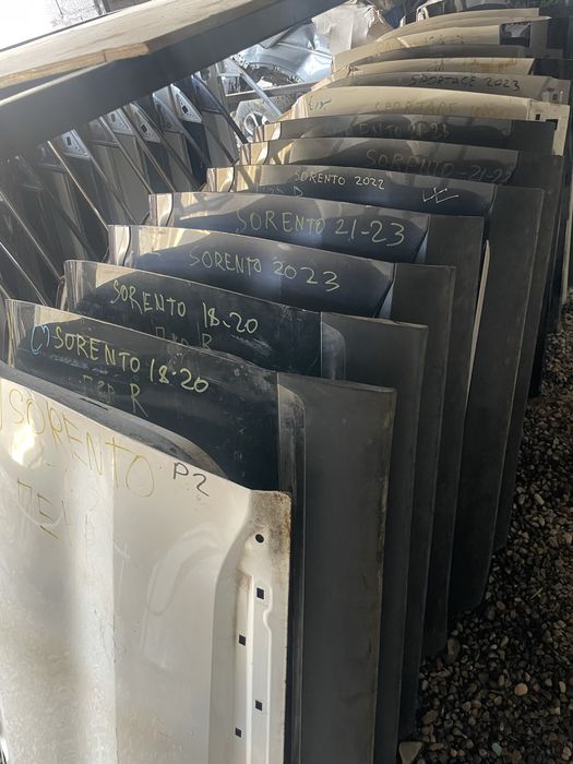 Двери Kia Sorento (Киа Соренто) оригинал из Кореи