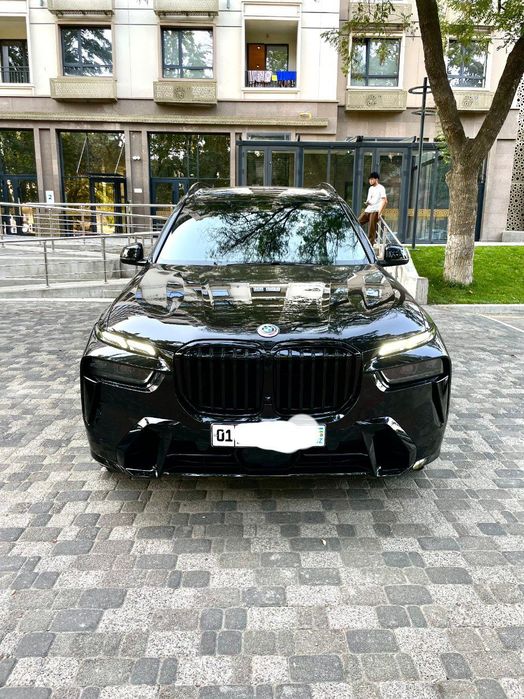 Продается BMW X7 40I