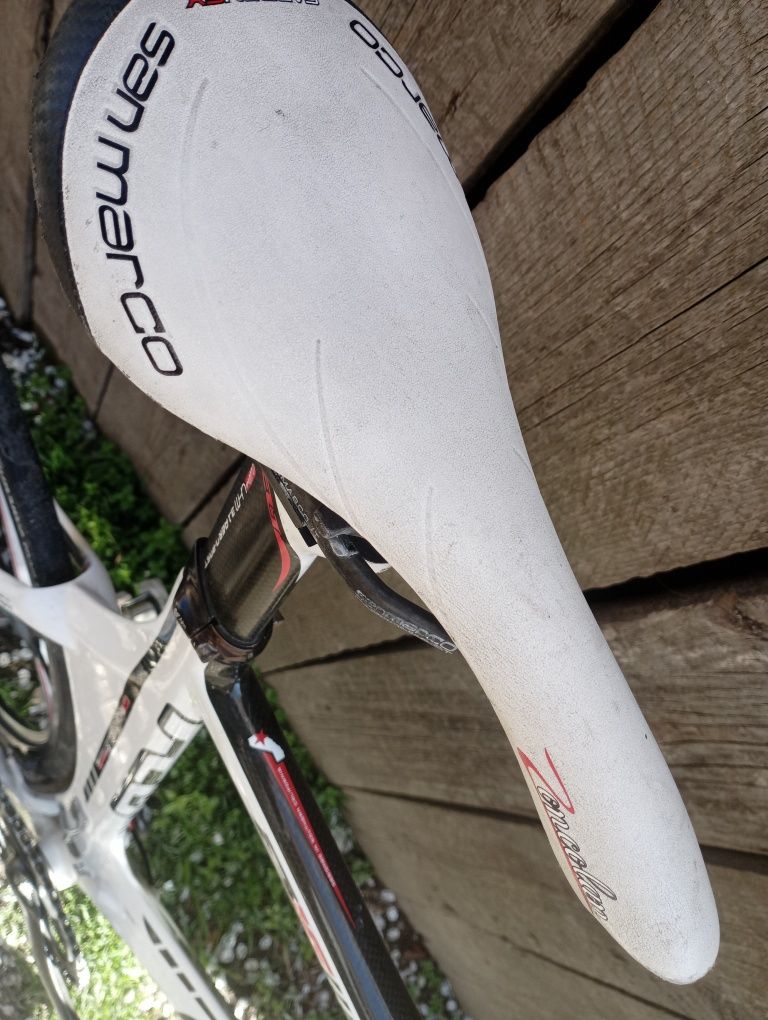 Felt B16 carbon single-fixie, cursieră