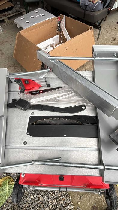 Einhell masa circular  saw TE-CC 250 UF