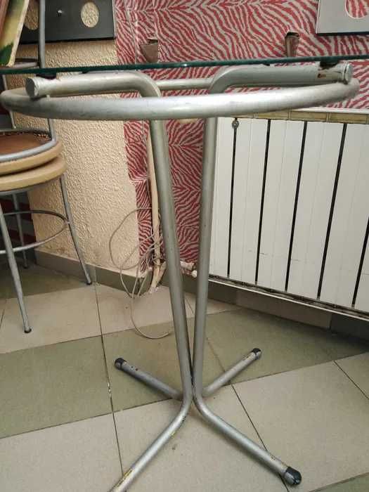 Маси от затворено заведение