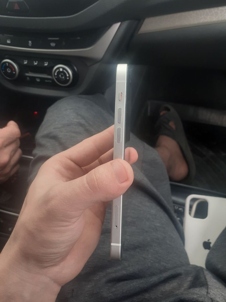 Iphone 12 128 ideal
