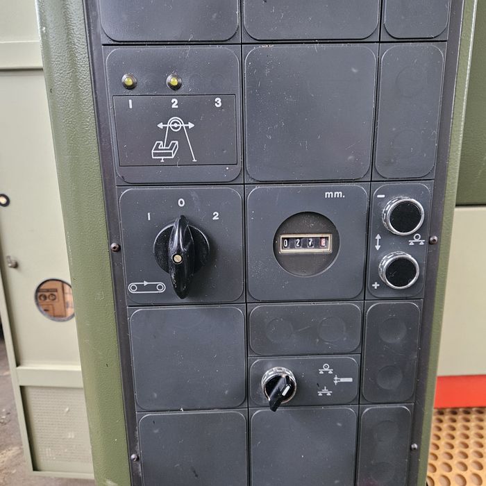 Перфектен двувалов калибровачен шлайф 1100мм.SCM