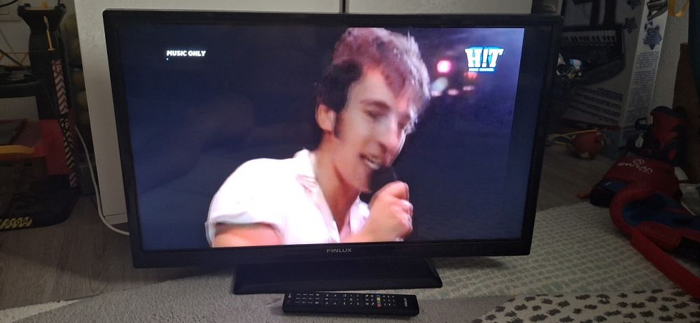 TV Finlux diagonala 80cm