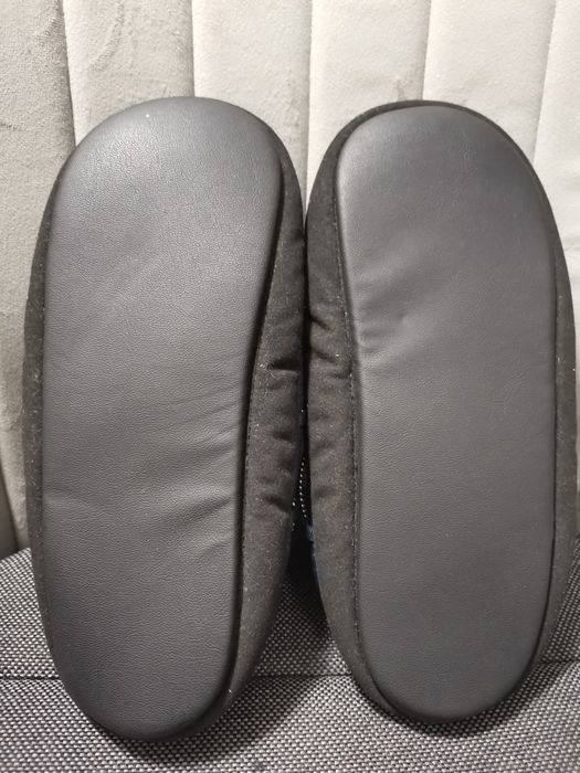 Vand papuci casa PEAK PERFORMANCE marimea 39