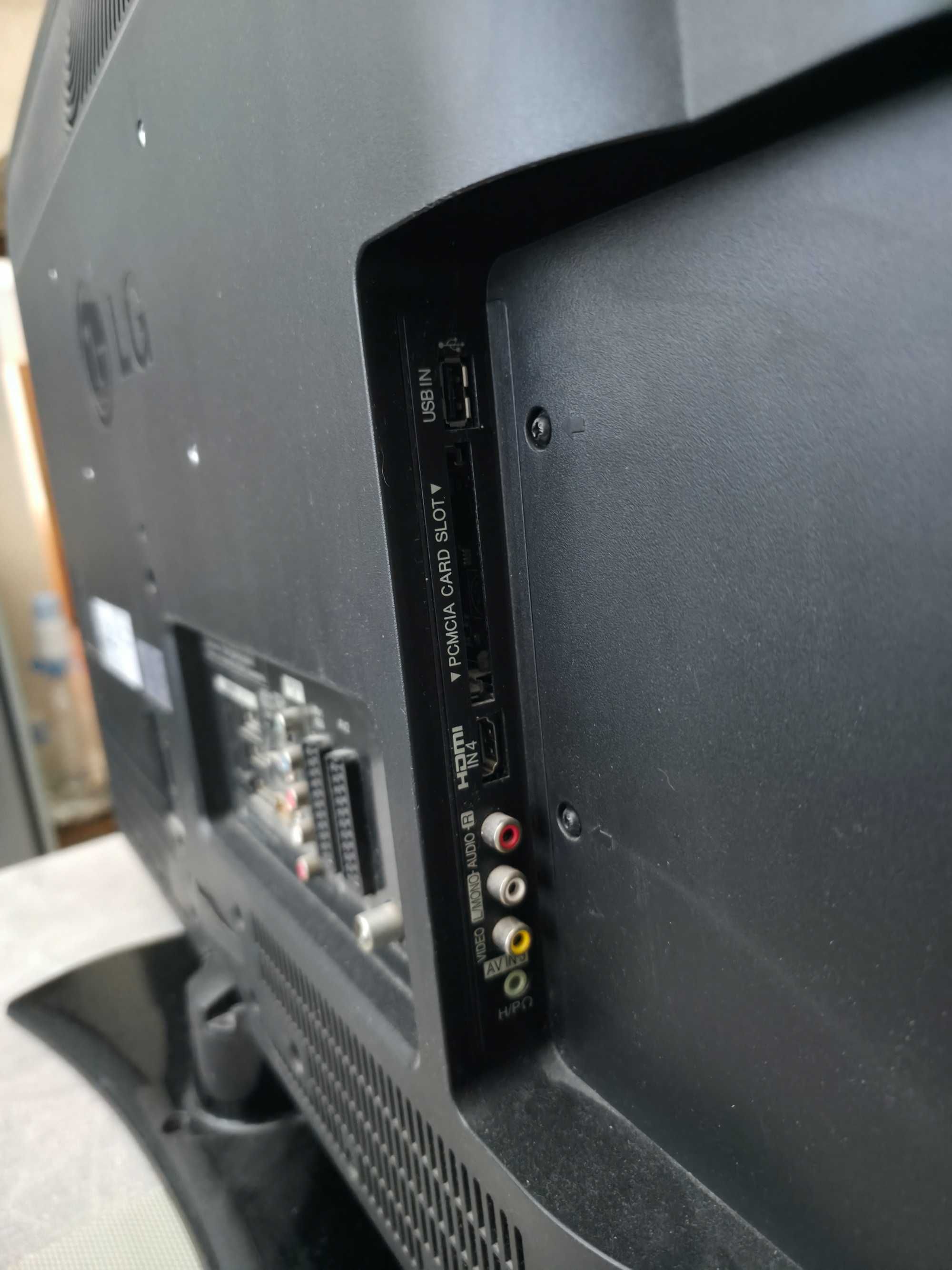 ТВ  LG  32 inches