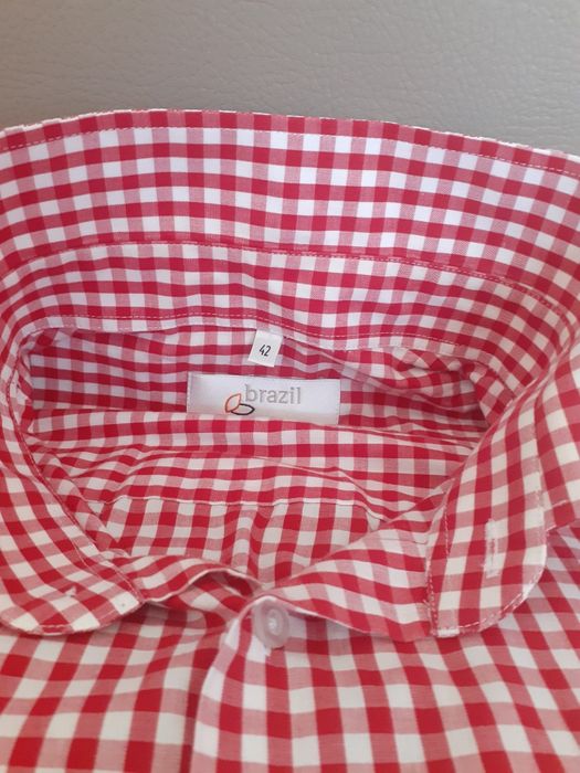 3Camasi în carouri:rosu,albastru,mov