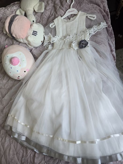 Продам детские одежды