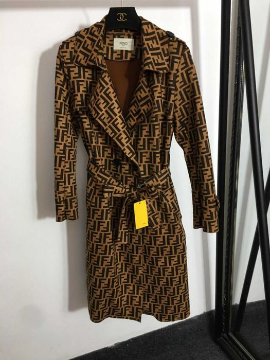 Наличен Тренчкот FENDI