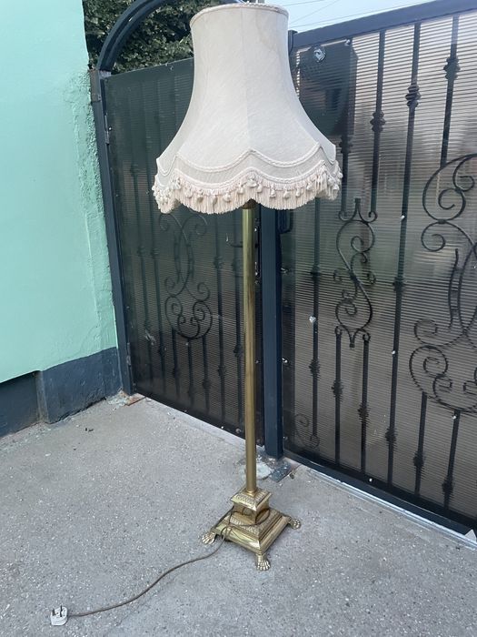 Veioza lampa alama