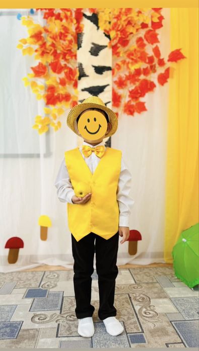 Жилет  желтый          .