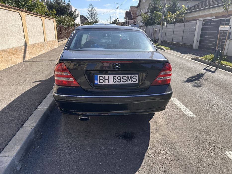 Mercedes Benz  clasa C , 1.8 , an fabricatie 2004