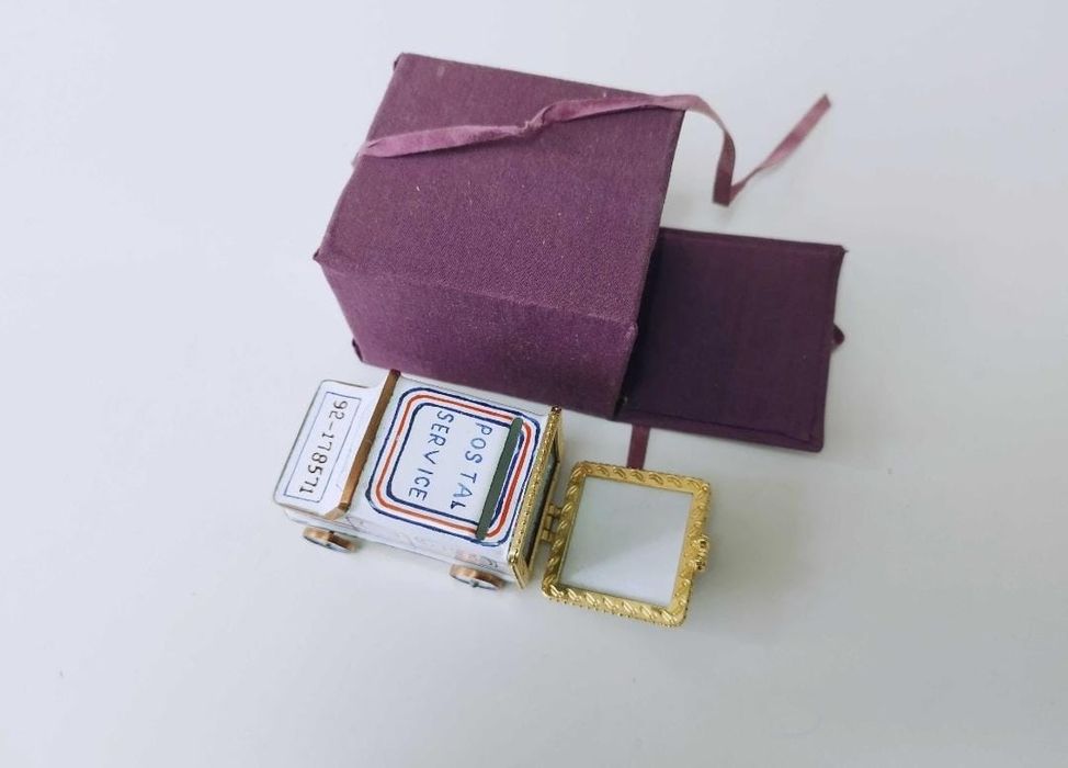 Cutie bijuteri camion posta USA