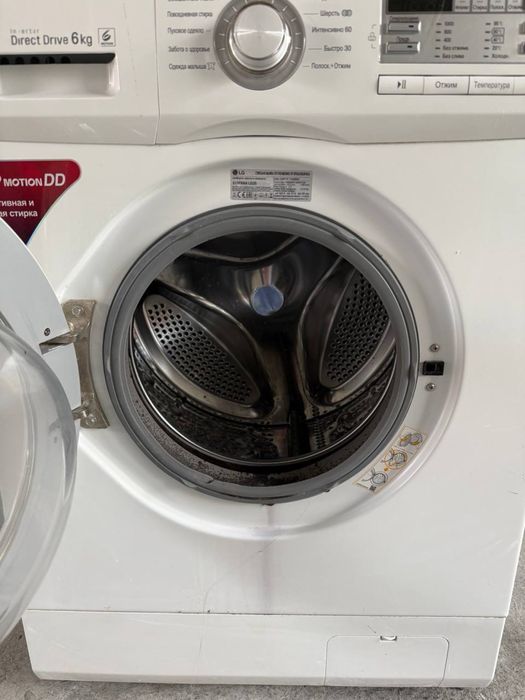 Продам стиралку в хорошем состояние