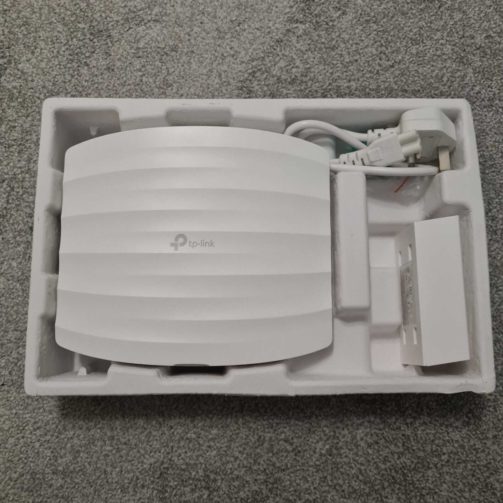 Аксес пойнт TP-Link Omada EAP245 AC1750 V3