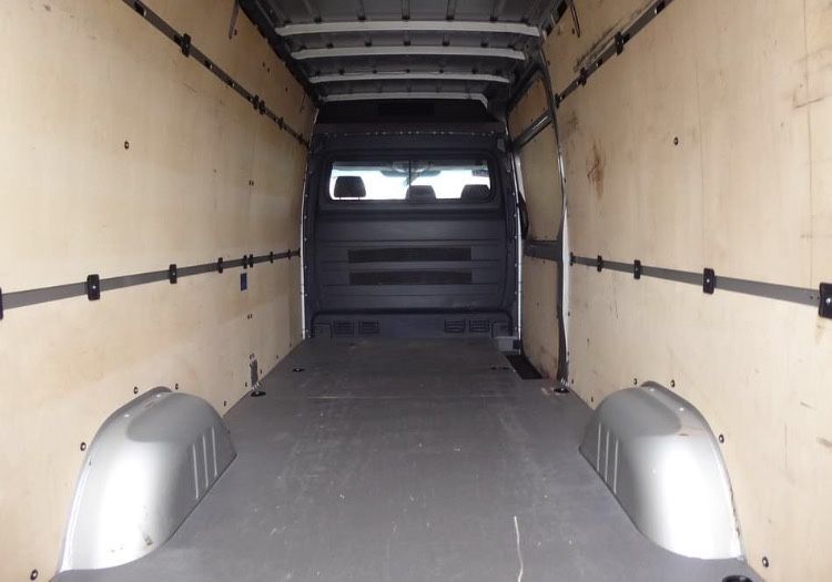 Transport marfa mobila bagaje materiale relocari Bucuresti!
