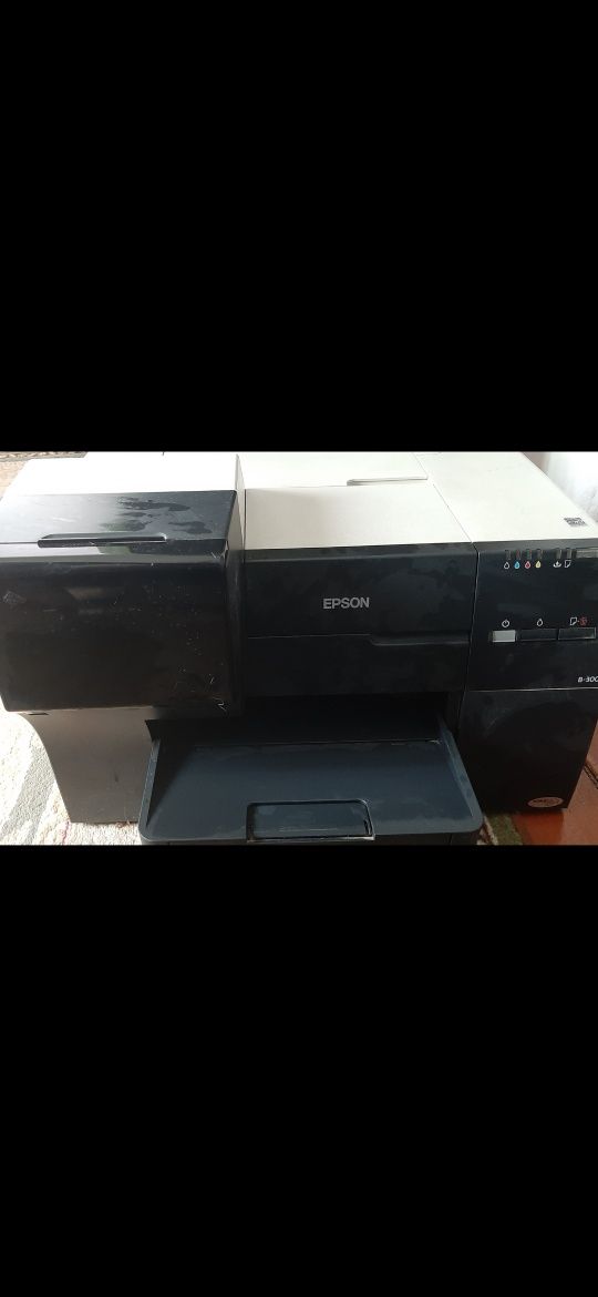 Epson B 300 принтер цветной