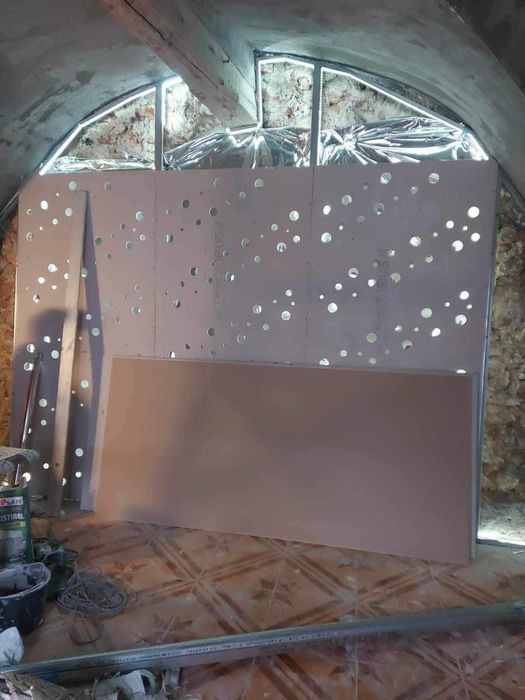 Execut amenajari interioare si exterioare