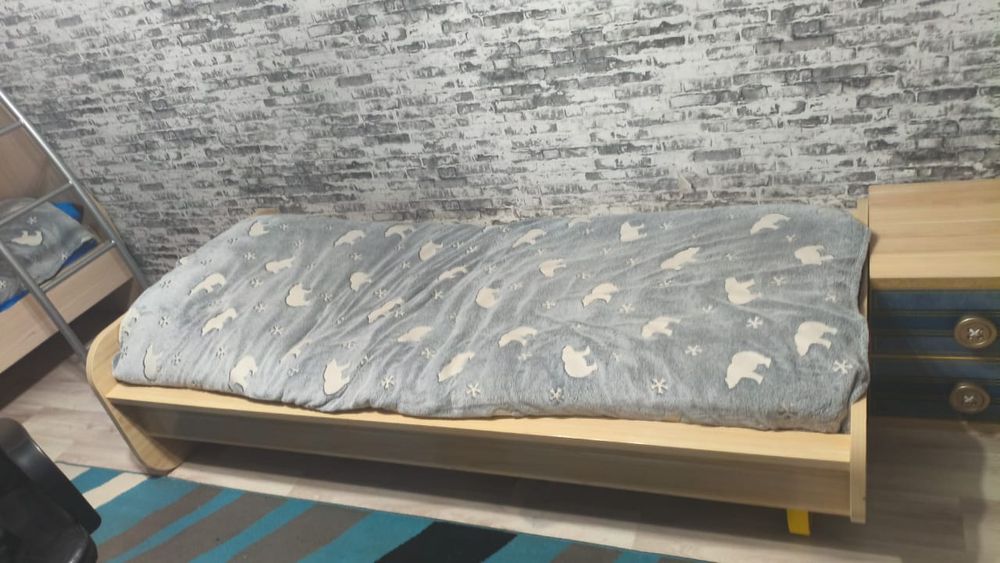 Продам кровать срочно