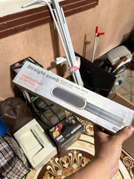 Расческа выпрямитель для волос (новая)