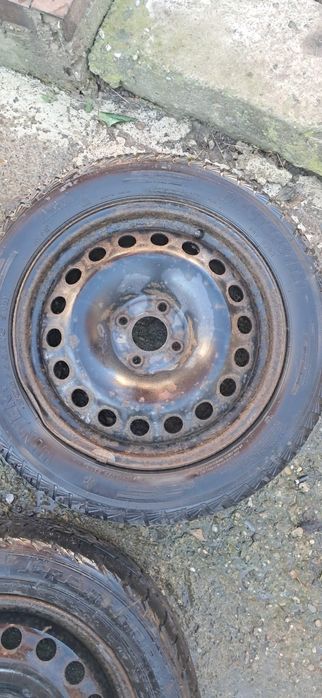 Jante tablă + anvelope iarnă 205/55 R16