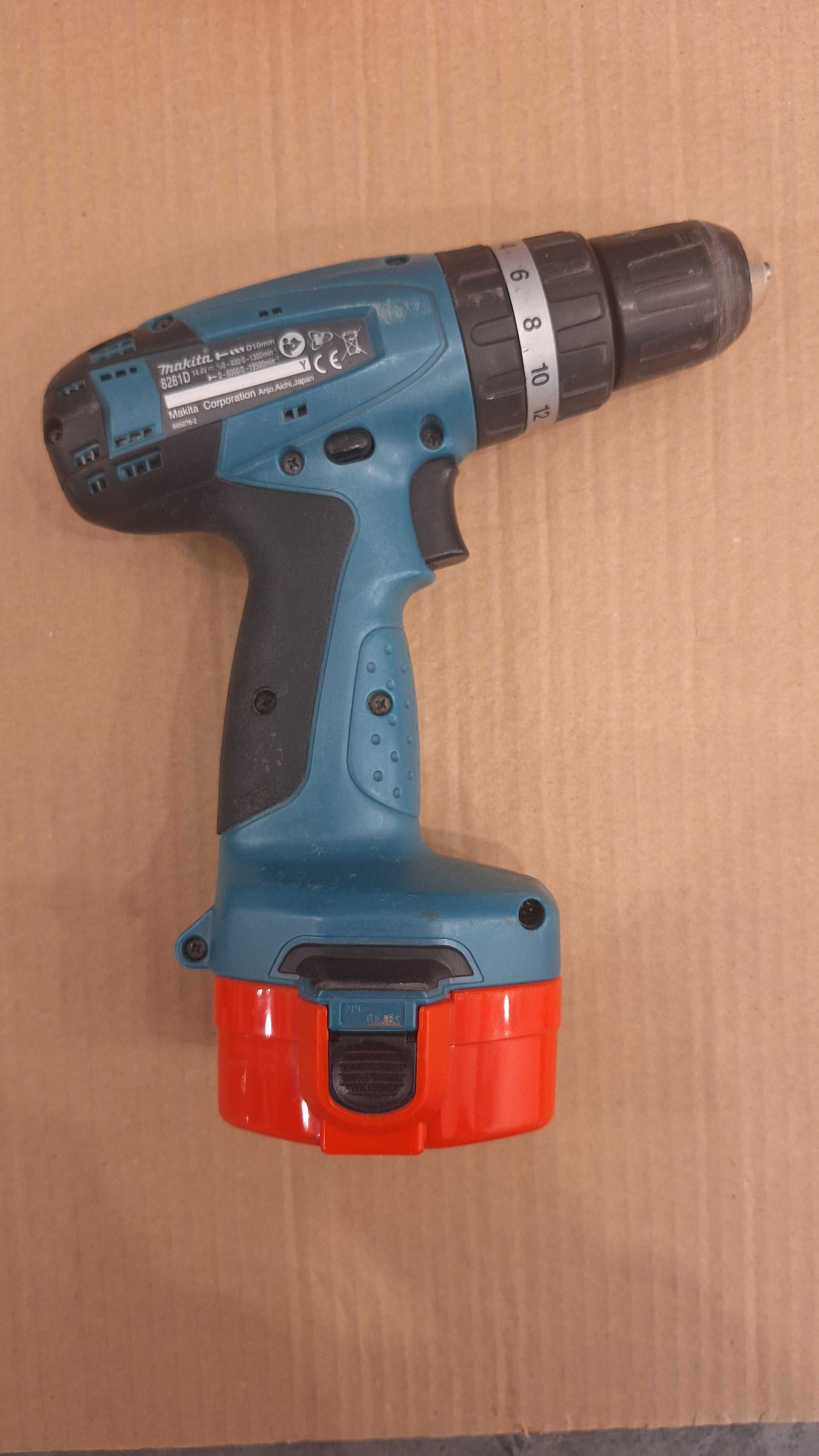 Винтоверт Makita 8281D