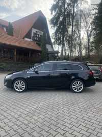 Opel Astra J 2.0CDTI 165CP Sport Tourer Limited Color Edition 2012