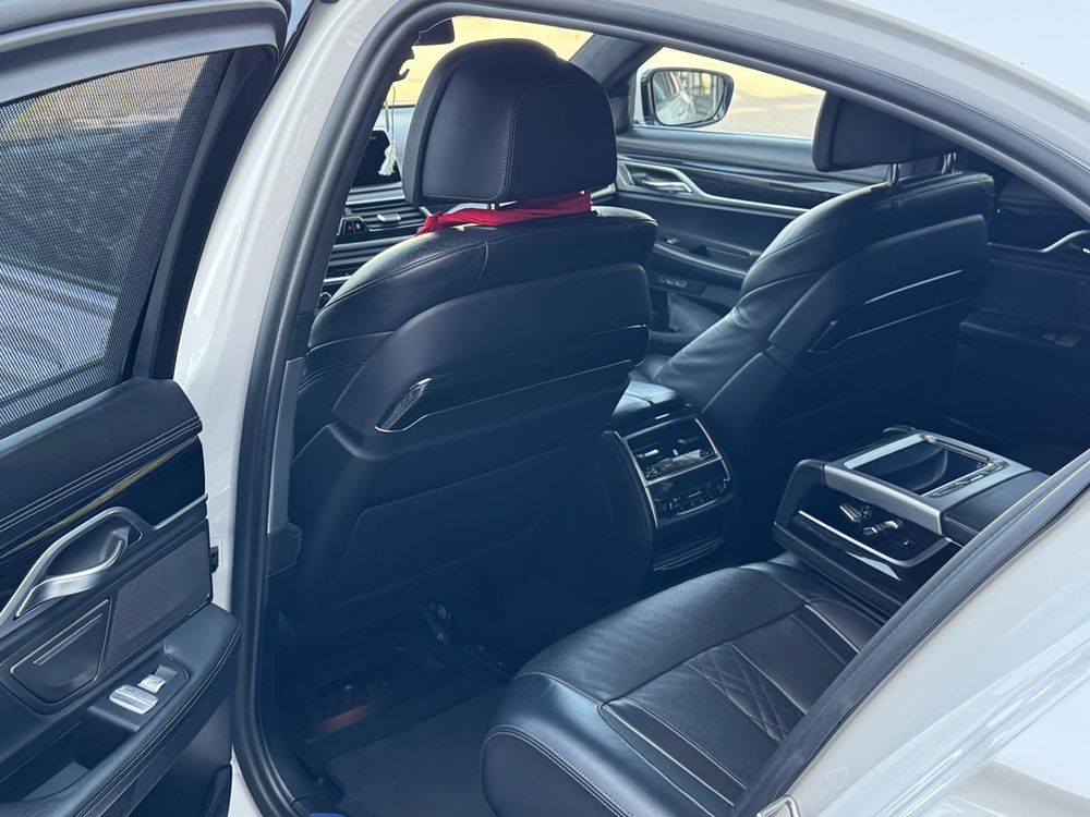 De vanzare BMW Seria 750D