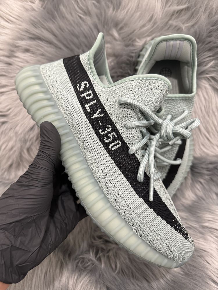 36-46 Yeezy 350 v2 Salt