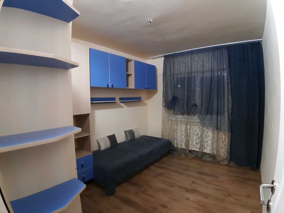 Apartament 4 camere, Arad, zona  700