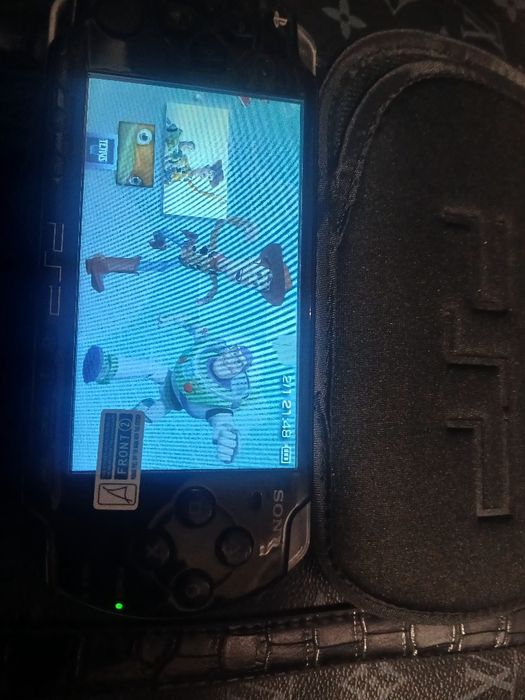 Assalom alekum Psp sotiladi Original holati yaxwi rasmdagidek holat