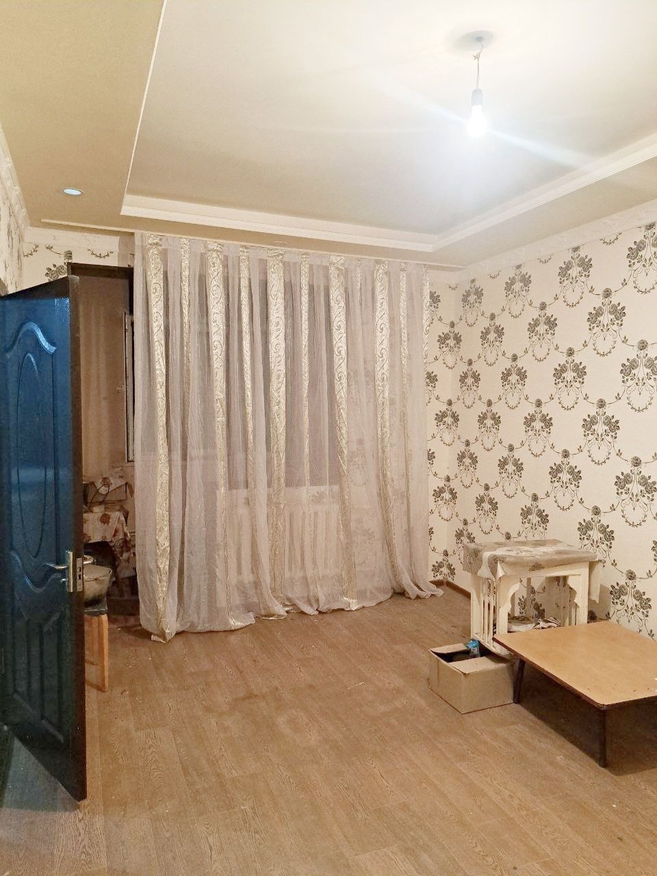 ЧИЛАНЗАР 19 кв 1 Хона 2 ХОНА Килинган Уртача Ремонт Шароитлари бор