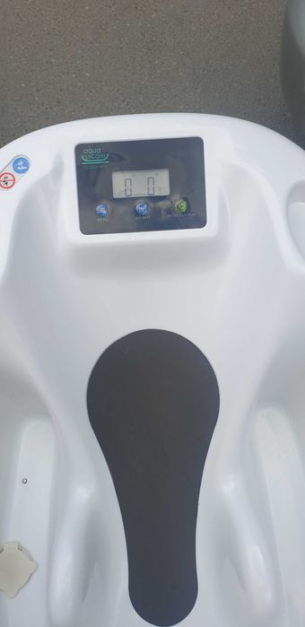 Cadita Aqua Scale, cu suport