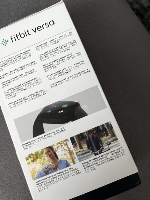 Fitbit versa 1,rezistent la apa