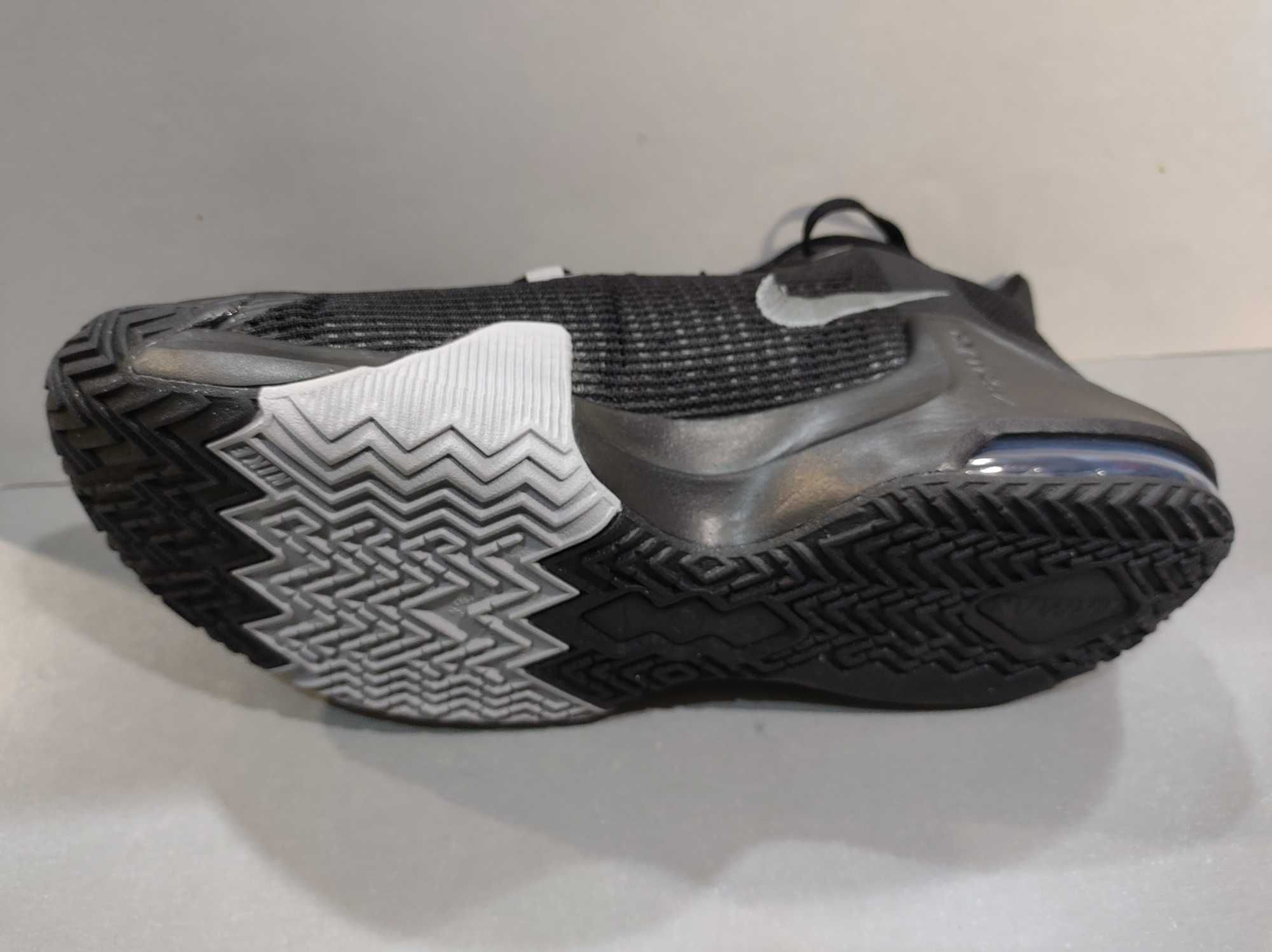 Nike Air Max N44,5.Летни баскет кецове.Нови.Оригинал.