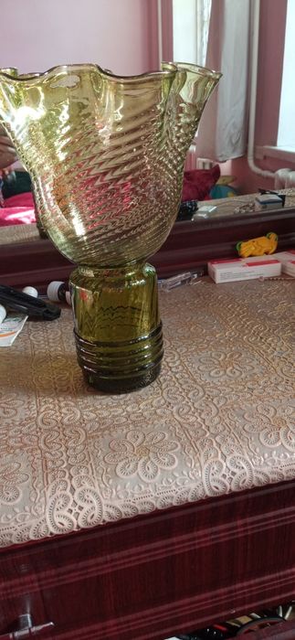 Ваза для цветов в отличном состоянии