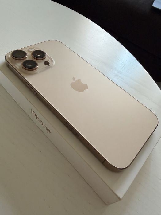 Iphone 16 Pro Max 256GB в отлично състояние