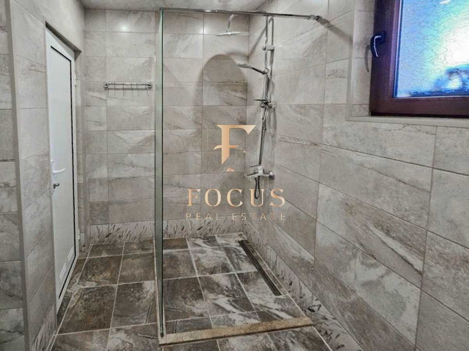 Продава се Тристаен апартамент в Пловдив, Остромила - 126 кв.м за 1508 €/кв.м - Снимка #7