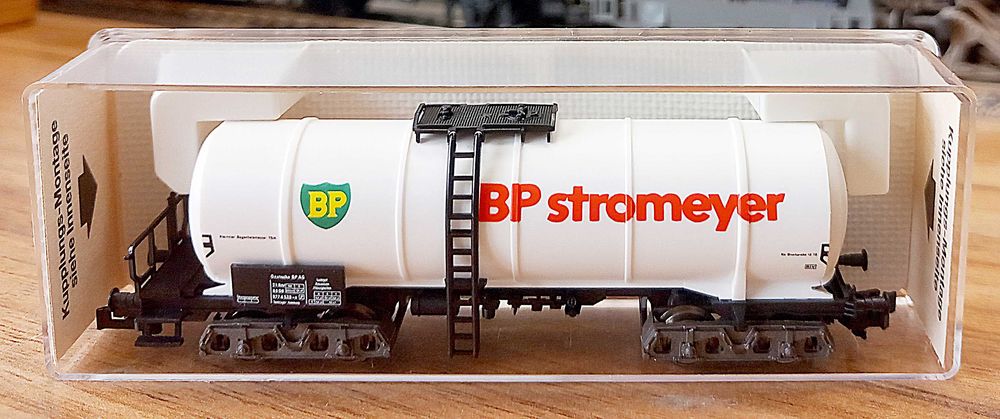 Вагон на Fleischmann 8484 - N - DC - DB - втора ръка /като нов/