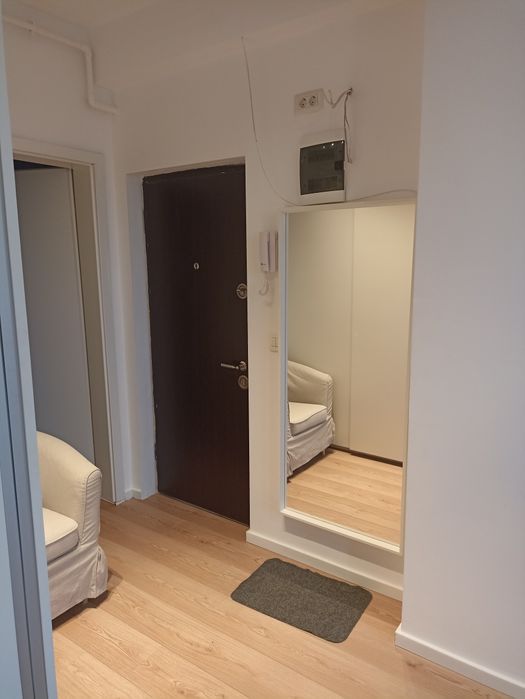 Închiriez garsonieră mobilata utilata