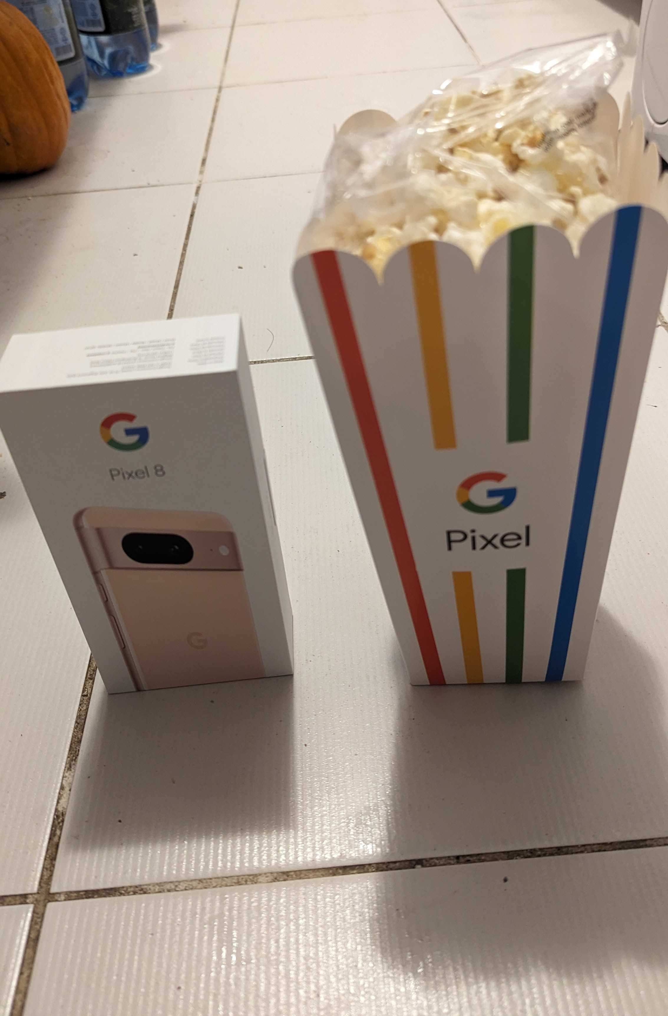 Telefon Google Pixel 8 sigilat, poti plati in rate