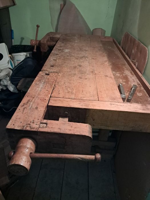 Banc de lucru / tejghea pentru lemn