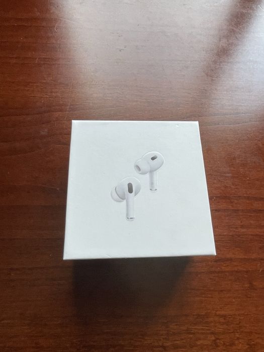 Apple Airpods Pro 2-Cutie inclusa-Ca noi